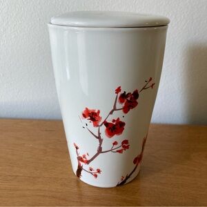 Tea Forte White Ceramic Cup and Lid